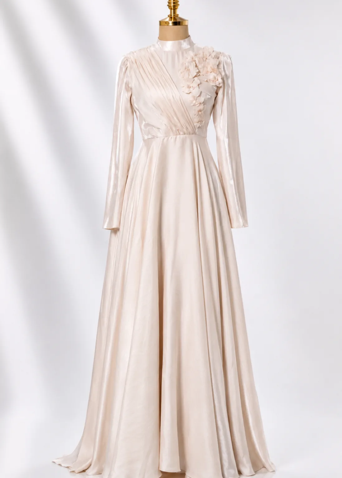 The Elara Gown 