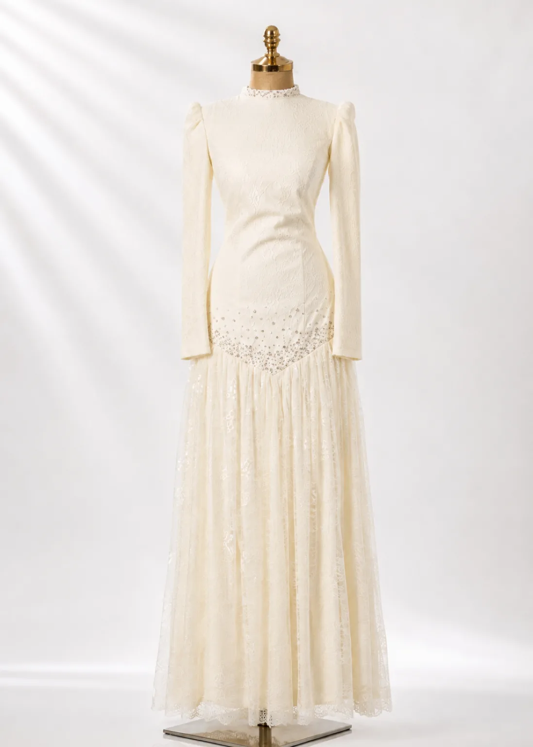 The Elara Gown 